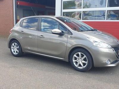 tweedehands Peugeot 208 1.2 PureTech Style Pack