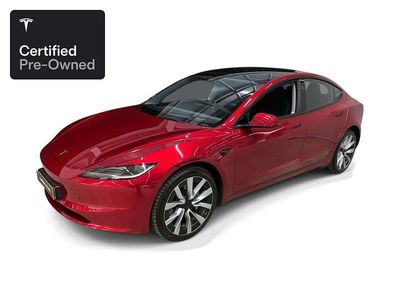 Rood Gebruikt 2025 Tesla Model 3 RWD Sedan | € 42.500 (Duur)
