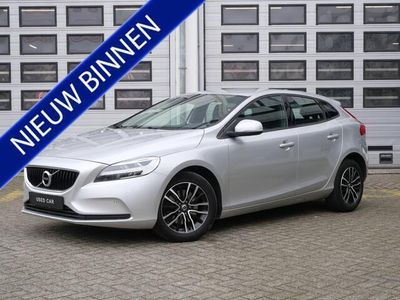 Grijs Gebruikt 2019 Volvo V40 Inscription Stationwagen | € 16.940 (Eerlijke prijs)