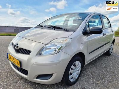 tweedehands Toyota Yaris 1.0 VVTi Acces/1 e eigenaar/goed onderhoud/lage km 94000 nap/apk/rijd perfect/inruil mog !!!