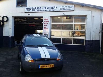 Blauw Gebruikt 2005 Ford Ka Style Hatchback | € 1.350