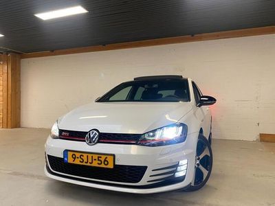 tweedehands VW Golf 2.0 TSI GTI Zeer Uniek Nieuwstaat Dealer Onderhouden Nwe Apk Nap! Airco Cruise Control