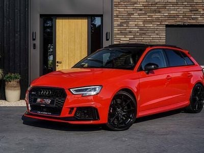 Rood Gebruikt 2017 Audi RS3 Sportback Hatchback | € 42.850 (Duur)