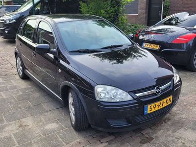 tweedehands Opel Corsa Corsa1.4 5 Deuren Silverline Zwart APK Airco.