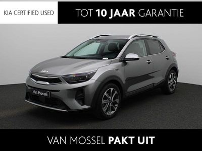 Grijs, metallic lak Gebruikt 2024 Kia Stonic SUV | € 26.400 (Iets duurder)