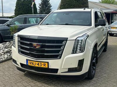 tweedehands Cadillac Escalade ESV 2015 6.2 V8 Grijs kenteken LPG-G3 MARGE