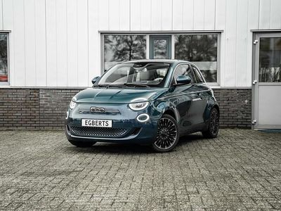 Groen Occasion 2021 Fiat 500e La Prima Hatchback | € 16.850 (Eerlijke prijs)