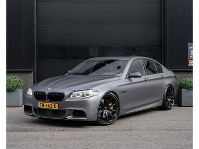 Grijs Occasion 2013 BMW M550 M Performance Sedan | € 25.950
