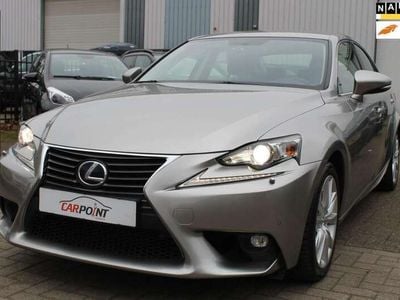 Lexus IS300h