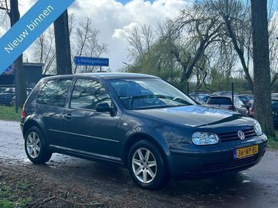 tweedehands VW Golf V 1.6-16V Ocean AIRCO!NETJES!CRUISE!