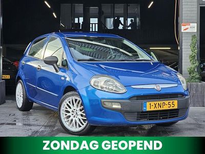 Blauw Gebruikt 2011 Fiat Punto Evo Dynamic Hatchback | € 3.744 (Eerlijke prijs)