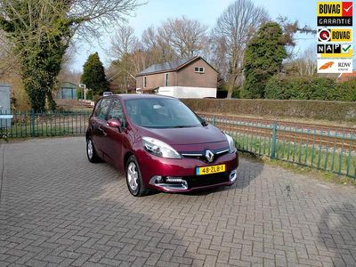 Rood Gebruikt 2013 Renault Scénic III Collection MPV | € 9.950