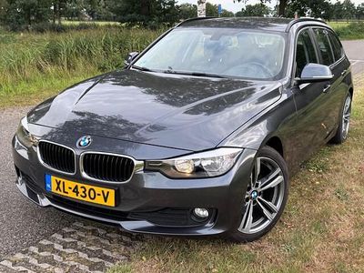 Grijs Occasion 2013 BMW 320 Stationwagen | € 10.950 (Eerlijke prijs)