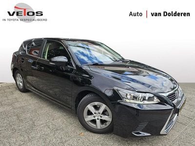 Lexus CT200h