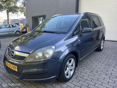 Blauw Gebruikt 2006 Opel Zafira Enjoy MPV | € 2.250 (Eerlijke prijs)