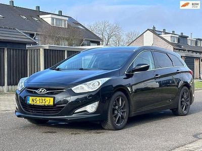 Zwart Occasion 2012 Hyundai i40 Stationwagen | € 11.950 (Iets duurder)