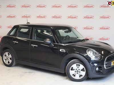 Occasion Mini Cooper Salt 2018 Zwart Hatchback