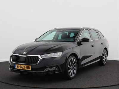 Zwart Occasion 2021 Skoda Octavia Business Line Stationwagen | € 20.450 (Eerlijke prijs)
