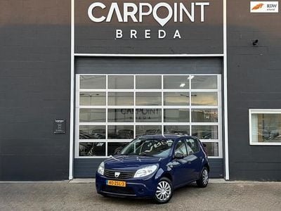 Blauw Gebruikt 2009 Dacia Sandero Hatchback | € 1.795 (Eerlijke prijs)