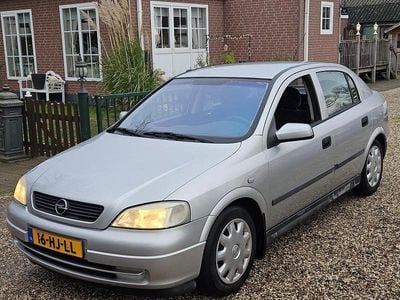 Grijs Gebruikt 2001 Opel Astra Comfort Hatchback | € 850 (Super prijs)