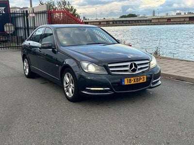 Mercedes C180
