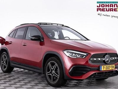 Rood Occasion 2023 Mercedes GLA250 AMG line SUV | € 38.900 (Super prijs)