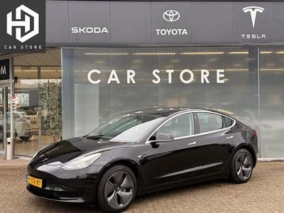Zwart Gebruikt 2020 Tesla Model 3 Standard Range Sedan | € 15.445 (Goede deal)