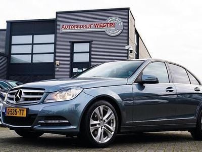 Grijs Gebruikt 2011 Mercedes C180 Avantgarde Sedan | € 8.950 (Goede deal)