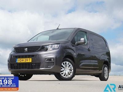 Grijs Gebruikt 2019 Peugeot Partner MPV | € 8.690 (Eerlijke prijs)