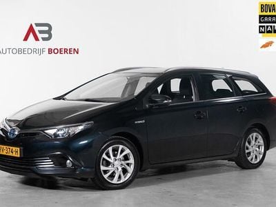 Grijs Occasion 2015 Toyota Auris Touring Sports Stationwagen | € 12.295 (Iets duurder)