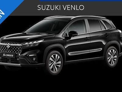 Zwart Nieuw 2025 Suzuki SX4 S-Cross Style SUV | € 33.490 (Iets duurder)