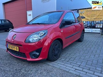Occasion Renault Twingo Collection 75 PK (55 kW) 2011 Rood Hatchback