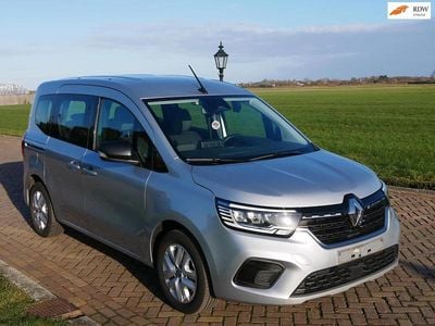 Zilver Gebruikt 2023 Renault Kangoo Hatchback | € 12.705