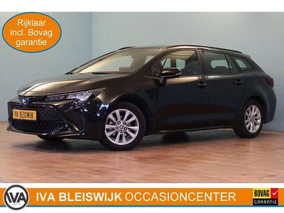 Zwart Occasion 2025 Toyota Corolla Hybrid Stationwagen | € 28.899 (Goede deal)