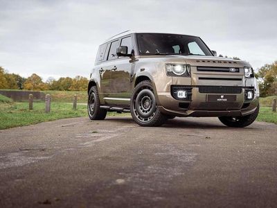 Bruin Gebruikt 2025 Land Rover Defender SE Dynamic SUV | € 116.950