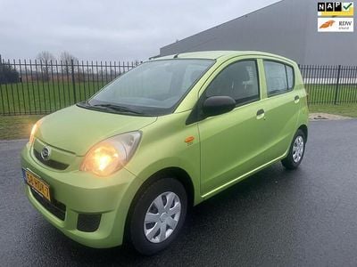 Groen (metallic) Gebruikt 2008 Daihatsu Cuore Hatchback | € 1.499 (Eerlijke prijs)