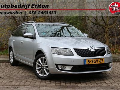 Grijs Gebruikt 2014 Skoda Octavia Ambition Stationwagen | € 6.945 (Eerlijke prijs)