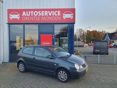 Blauw Gebruikt 2003 VW Polo Hatchback | € 1.950 (Eerlijke prijs)