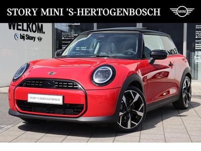 Rood Occasion 2024 Mini Cooper Classic Hatchback | € 29.250 (Goede deal)