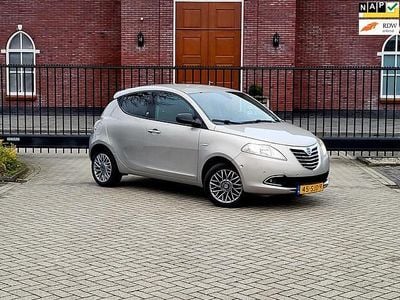 Occasion Lancia Ypsilon Platinum 86 PK (63 kW) 2011 Beige Hatchback