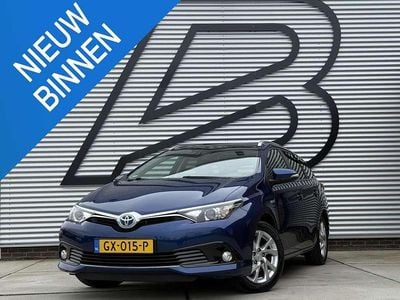 Occasion Toyota Auris Hybrid 136 PK (100 kW) 2015 Blauw Hatchback