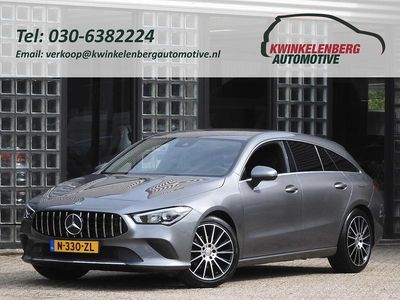 Grijs, metallic lak Occasion 2019 Mercedes CLA180 Sedan | € 23.950 (Super prijs)