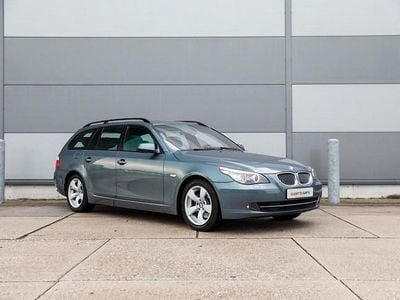 Blauw Occasion 2009 BMW 525 Stationwagen | € 11.995