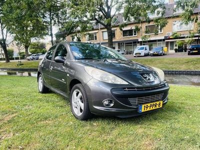 Peugeot 206+