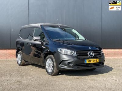 Zwart Occasion 2022 Mercedes Citan 108 Van | € 17.500 (Duur)
