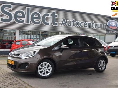 Bruin Gebruikt 2011 Kia Rio Plus Hatchback | € 4.450 (Eerlijke prijs)