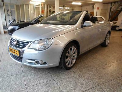 Grijs Gebruikt 2009 VW Eos Cabriolet | € 4.750 (Duur)