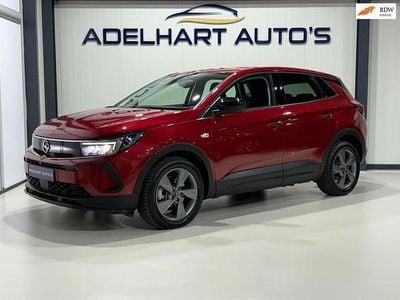 Rood Occasion 2023 Opel Grandland X Elegance SUV | € 22.950 (Super prijs)