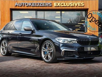 tweedehands BMW M550 5-SERIE Touring d xDrive High Executive Panodak Adapt. cruise 36