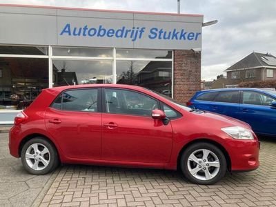 Rood Gebruikt 2012 Toyota Auris Hatchback | € 8.950 (Duur)